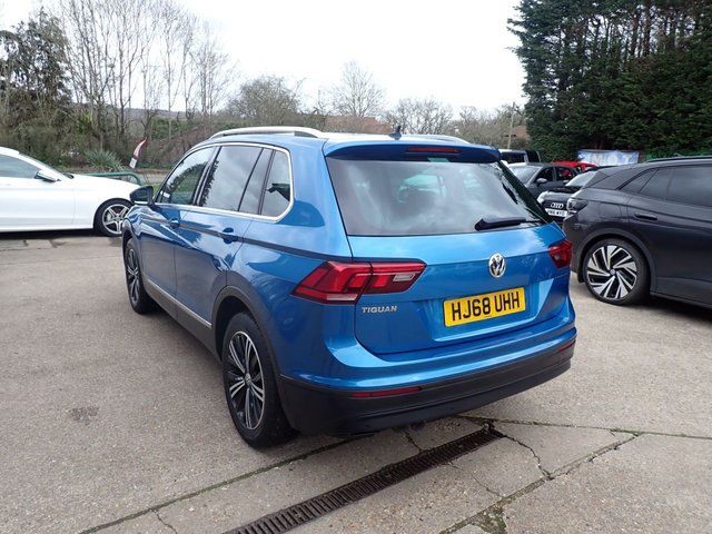 2018 VOLKSWAGEN TIGUAN - Photo 5