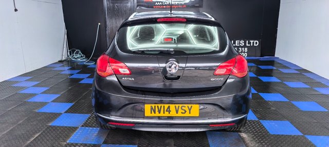 2014 VAUXHALL ASTRA - Photo 11