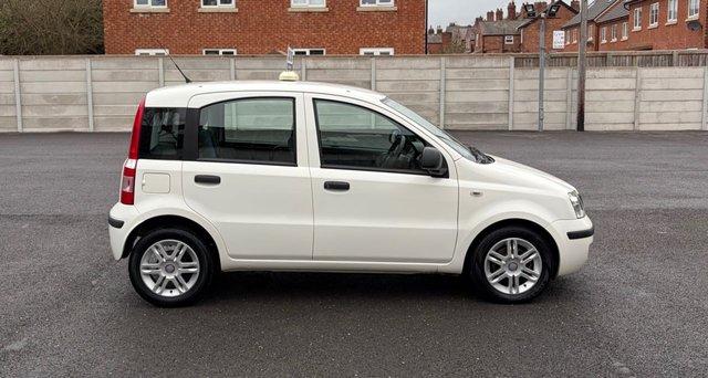 2011 FIAT PANDA - Photo 8