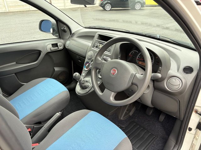 2011 FIAT PANDA - Photo 10