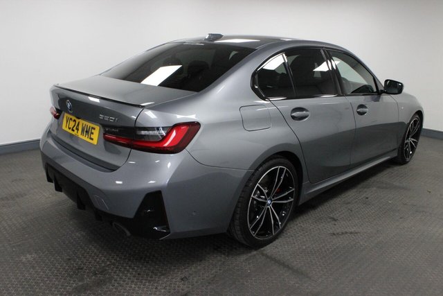 2024 BMW 3 SERIES - Photo 6