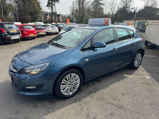 2013 VAUXHALL ASTRA 2013 1.6 16v Energy Hatchback 5dr Petrol Manual Euro 5 (115 ps)
        
          11 SERVICES! 2 KEYS, 2 OWNERS - Photo 4