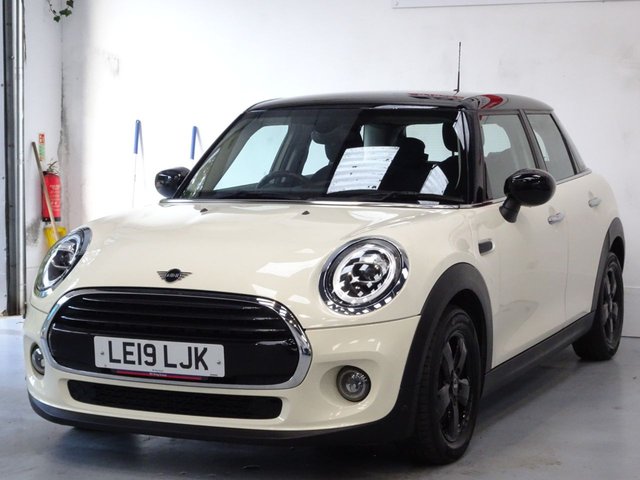 2019 MINI HATCH 1.5 Cooper Classic Hatchback 5dr Petrol Steptronic Euro 6 (s/s) (136 ps) - Photo 11