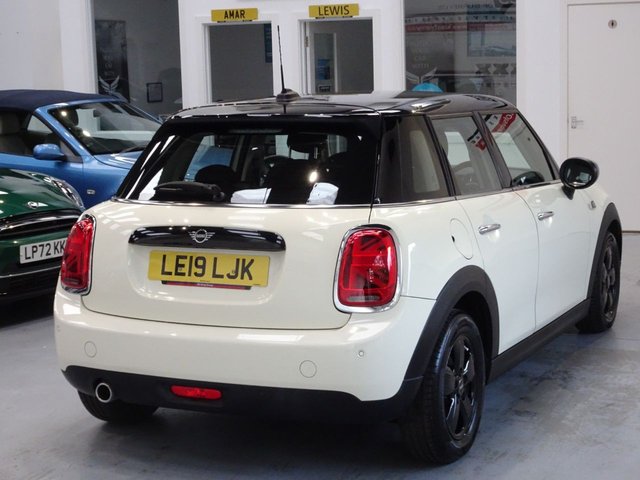2019 MINI HATCH 1.5 Cooper Classic Hatchback 5dr Petrol Steptronic Euro 6 (s/s) (136 ps) - Photo 12