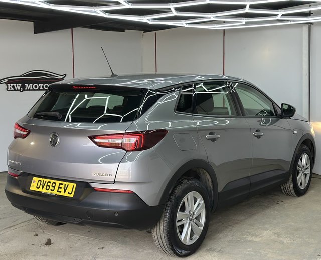 2019 Vauxhall Grandland X 1.5L Se 5dr - Photo 11