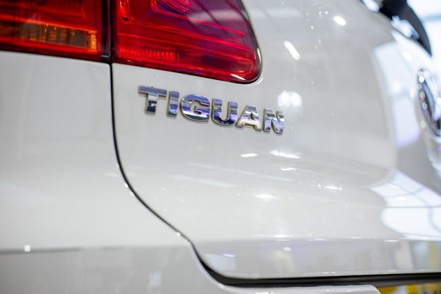 2016 Volkswagen Tiguan 2L R-Line Edition 5dr - Photo 8
