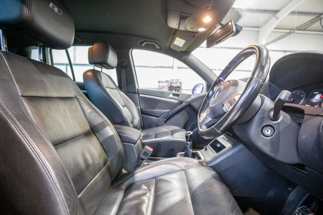 2016 Volkswagen Tiguan 2L R-Line Edition 5dr - Photo 3