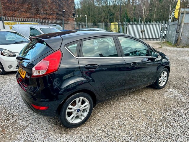 2014 FORD FIESTA 1.25 Zetec Hatchback 5dr Petrol Manual Euro 5 (82 ps) - Photo 5