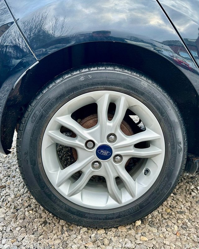 2014 FORD FIESTA 1.25 Zetec Hatchback 5dr Petrol Manual Euro 5 (82 ps) - Photo 8