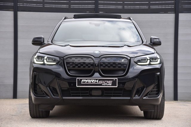 2021 BMW IX3 - Photo 3