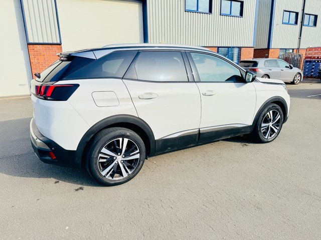 2019 Peugeot 3008 1.5L Allure 5dr - Photo 3