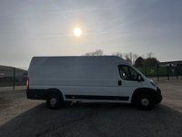 USED 2023 73 PEUGEOT BOXER 2.2 BlueHDi 435 Professional Premium + Panel Van 5dr Diesel Manual L4 High Roof Euro 6 (s/s) (140 ps) PARKING SENSORS | CRUISE CTRL