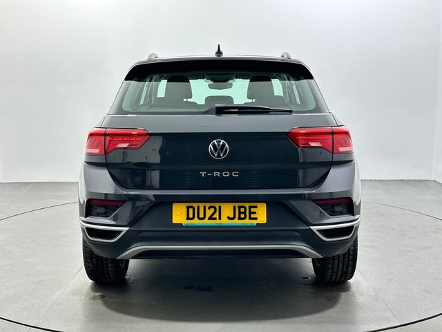 2021 Volkswagen T-Roc - Photo 7