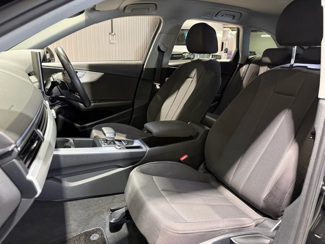 2019 AUDI A4 AVANT - Photo 9