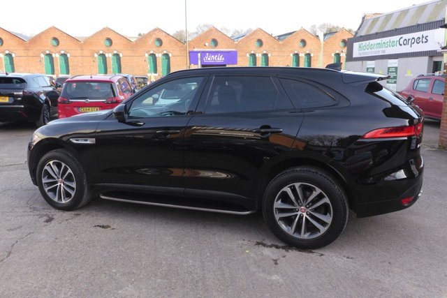 2017 JAGUAR F-PACE - Photo 8