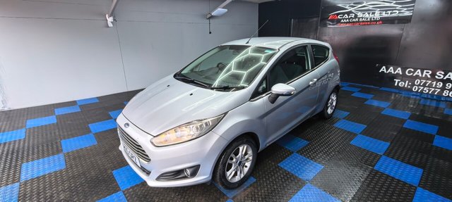 2015 FORD FIESTA - Photo 7
