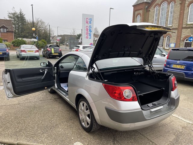 2008 RENAULT MEGANE - Photo 11