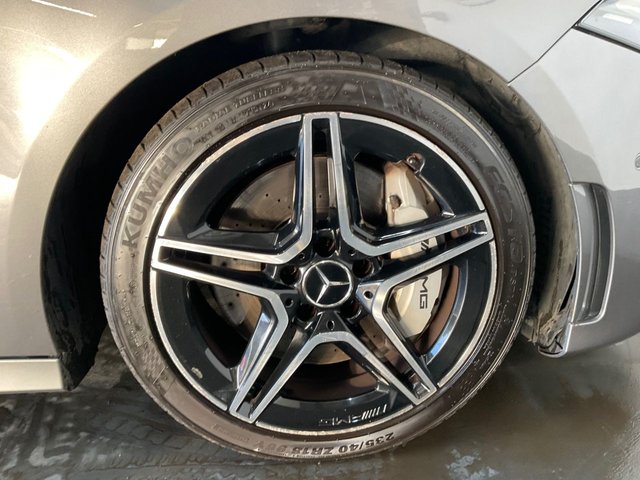 2019 MERCEDES-BENZ A-CLASS 2.0 A35 AMG (Premium Plus) Hatchback 5dr Petrol SpdS DCT 4MATIC Euro 6 (s/s) (306 ps) - Photo 9