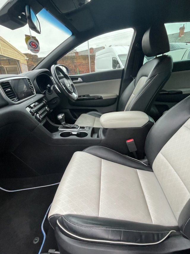 2021 KIA SPORTAGE 1.6 T-GDi GT-Line SUV 5dr Petrol DCT AWD Euro 6 (s/s) (174 bhp) - Photo 11