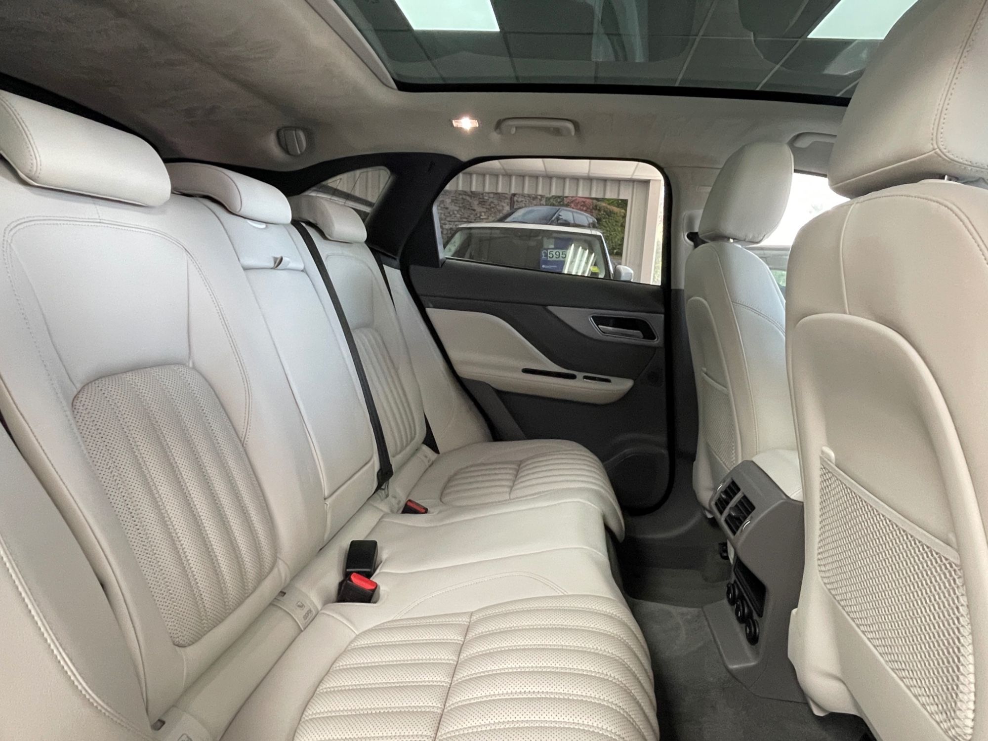 USED 2020 70 JAGUAR F-PACE 2.0 D180 Portfolio SUV 5dr Diesel Auto AWD Euro 6 (s/s) (180 ps) 