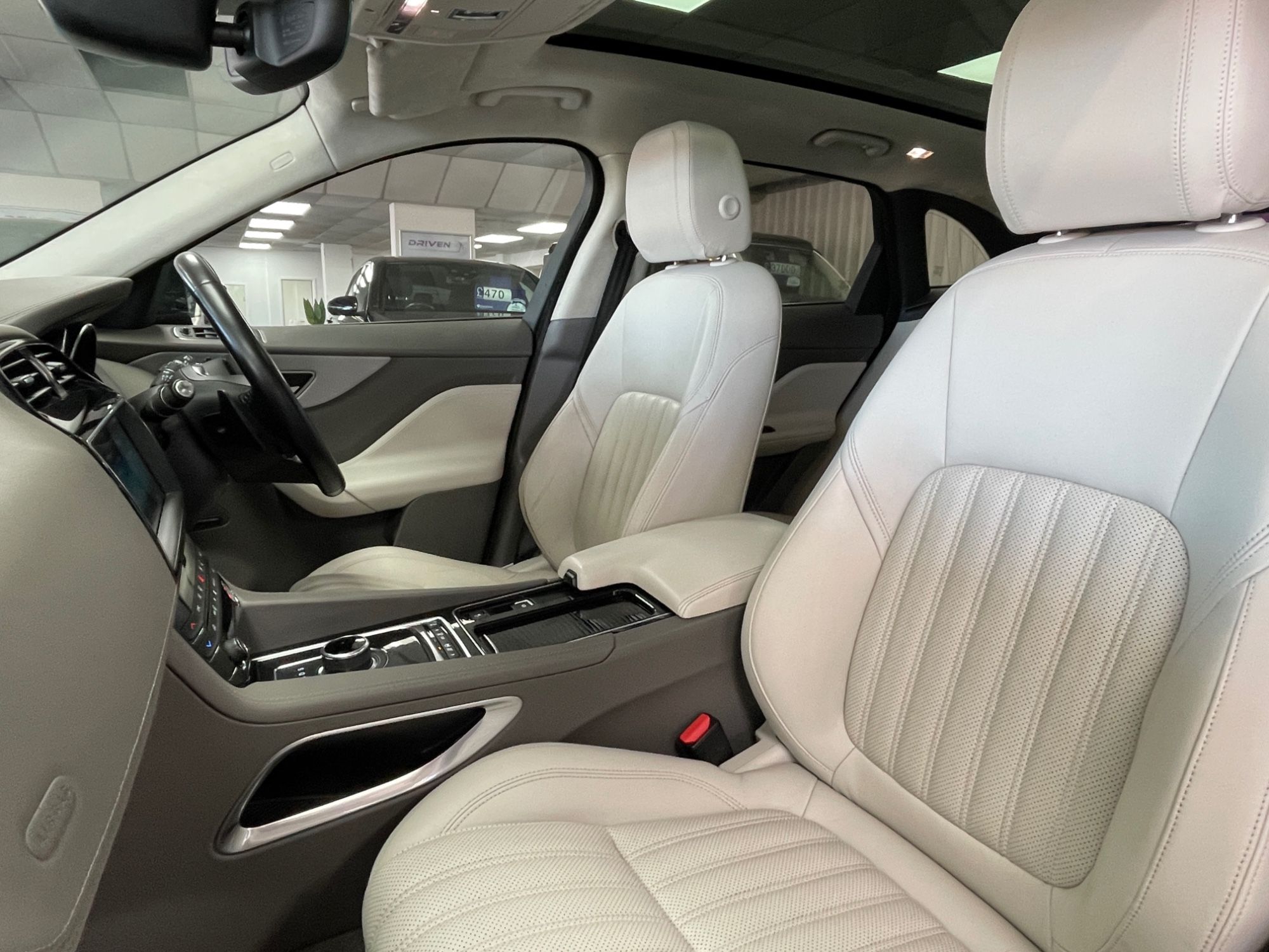 USED 2020 70 JAGUAR F-PACE 2.0 D180 Portfolio SUV 5dr Diesel Auto AWD Euro 6 (s/s) (180 ps) 
