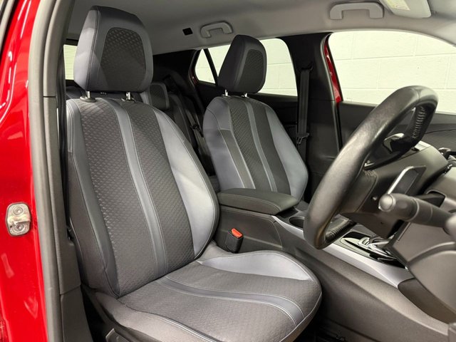 2020 PEUGEOT 2008 2020 1.2 PureTech Allure Premium SUV 5dr Petrol EAT Euro 6 (s/s) (130 ps) - Photo 5