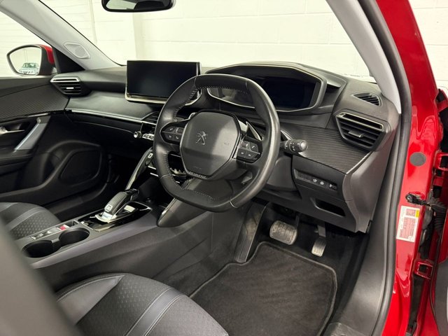 2020 PEUGEOT 2008 2020 1.2 PureTech Allure Premium SUV 5dr Petrol EAT Euro 6 (s/s) (130 ps) - Photo 11