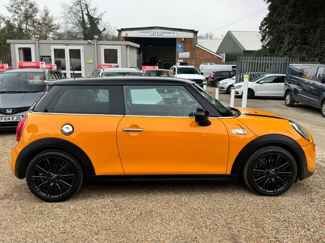 2015 MINI HATCH 2.0 Cooper S Hatchback 3dr Petrol Auto Euro 6 (s/s) (192 ps) - Photo 9