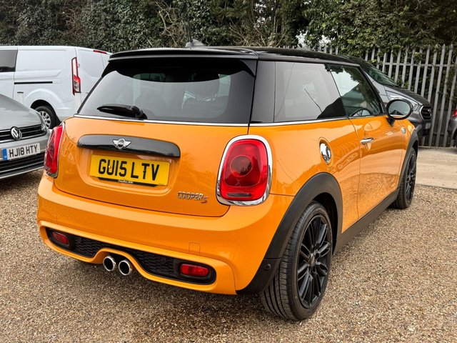 2015 MINI HATCH 2.0 Cooper S Hatchback 3dr Petrol Auto Euro 6 (s/s) (192 ps) - Photo 3