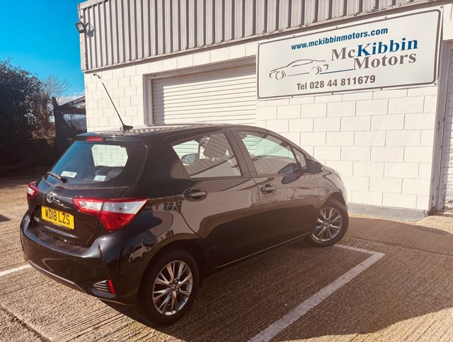 2018 TOYOTA YARIS 1.5 VVT-i Icon - Photo 3