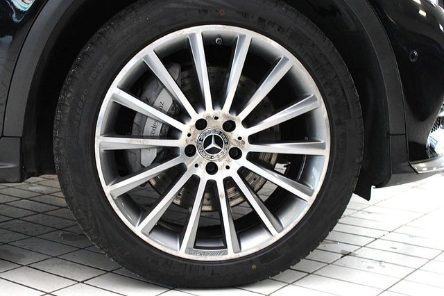 2018 MERCEDES-BENZ GLC 3.0 GLC350d V6 AMG Line (Premium Plus) SUV 5dr Diesel G-Tronic+ 4MATIC Euro 6 (s/s) (258 ps) - Photo 12