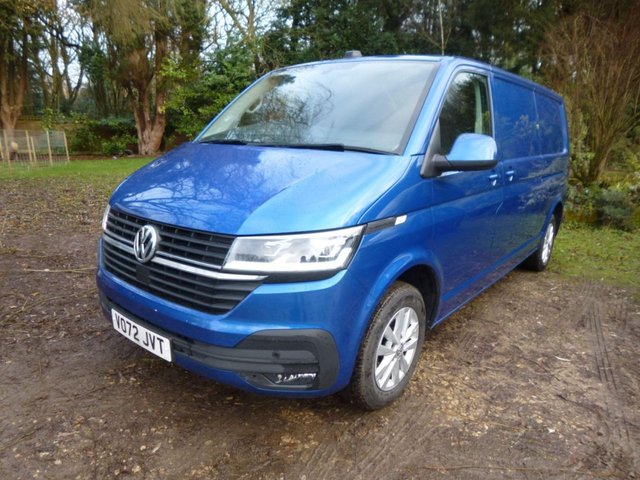 2022 72 Volkswagen Transporter 2.0 TDI T30 Highline Panel Van 5dr Diesel DSG FWD LWB Euro 6 (s/s) (150 ps)