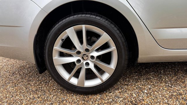 2019 SKODA OCTAVIA 2.0 TDI SE L Euro 6 (s/s) 5dr - Photo 11