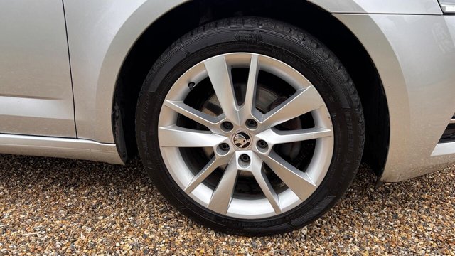 2019 SKODA OCTAVIA 2.0 TDI SE L Euro 6 (s/s) 5dr - Photo 12