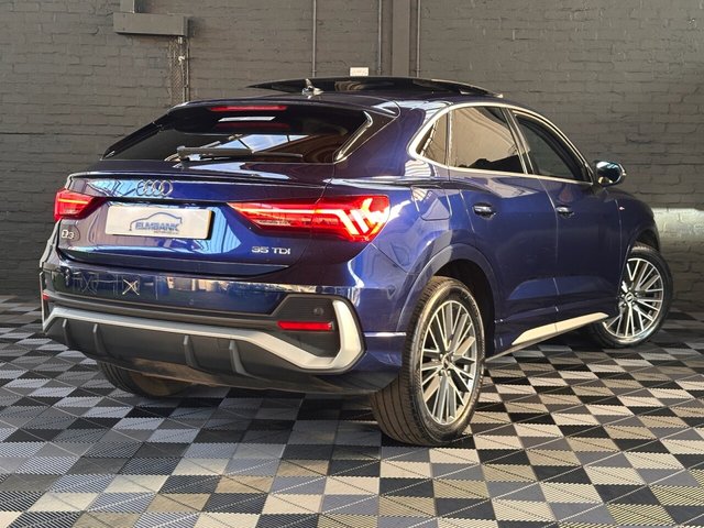 2020 AUDI Q3 - Photo 3