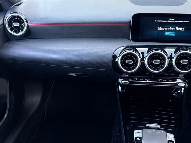 2019 Mercedes-Benz A-CLASS - Photo 11