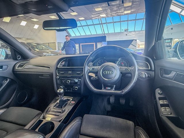 2014 Audi A4 2L Black Edition 4dr - Photo 3