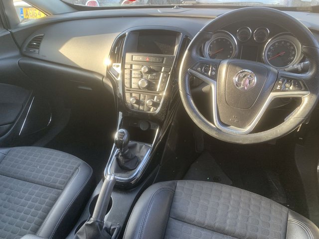 2016 VAUXHALL ASTRA GTC 1.4i Turbo SRi Coupe 3dr Petrol Manual Euro 6 (s/s) (120 ps) - Photo 5