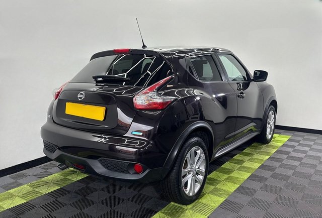 2015 NISSAN JUKE - Photo 2