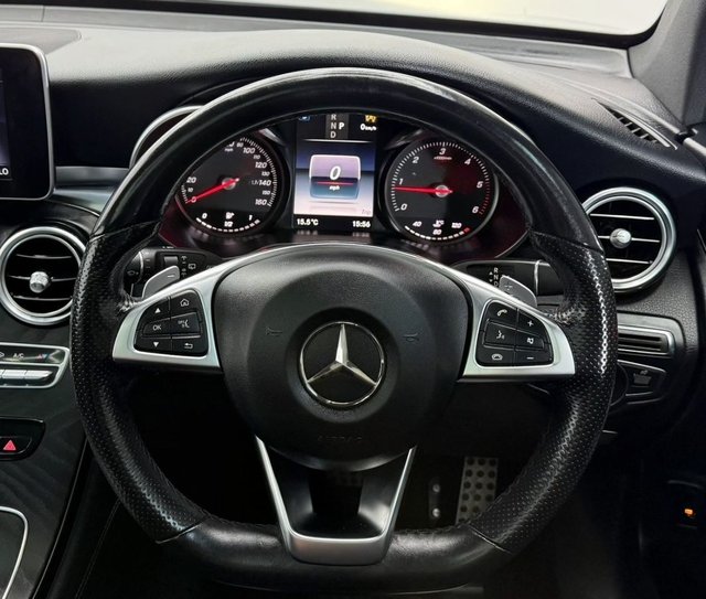 2019 Mercedes-Benz GLC - Photo 10