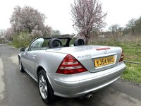 USED 2004 54 MERCEDES-BENZ SLK 2.0 SLK200 Kompressor Convertible 2dr Petrol Manual (237 g/km, 163 bhp) ULEZ COMPLIANT 200 KOMP
