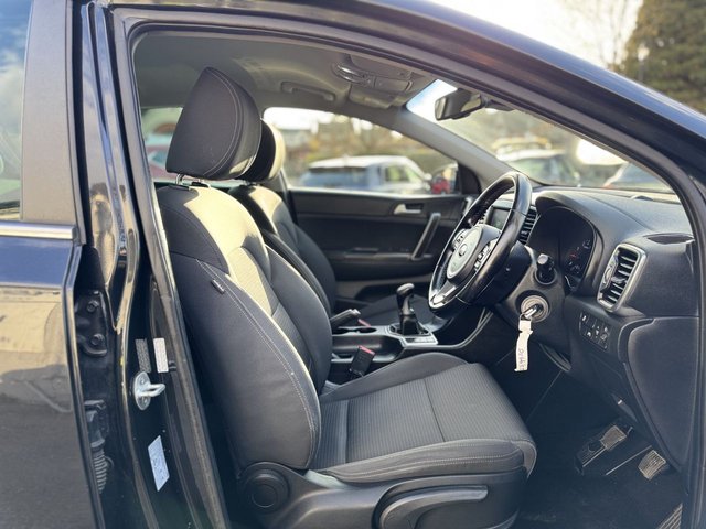 2016 KIA SPORTAGE 1.6 GDi 2 SUV 5dr Petrol Manual Euro 6 (s/s) (130 bhp) - Photo 12