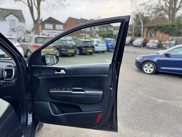 2016 KIA SPORTAGE 1.6 GDi 2 SUV 5dr Petrol Manual Euro 6 (s/s) (130 bhp) - Photo 12