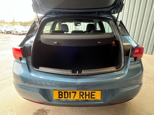 2017 VAUXHALL ASTRA 1.4i SRi Hatchback 5dr Petrol Manual Euro 6 (100 ps) - Photo 11