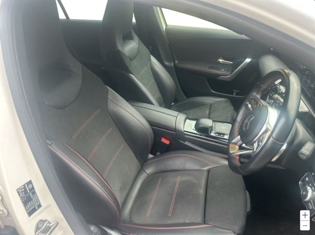 2018 MERCEDES-BENZ A-CLASS 2.0 A250 AMG Line Hatchback 5dr Petrol 7G-DCT Euro 6 (s/s) (224 ps) - Photo 5