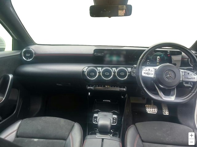 2018 MERCEDES-BENZ A-CLASS 2.0 A250 AMG Line Hatchback 5dr Petrol 7G-DCT Euro 6 (s/s) (224 ps) - Photo 7