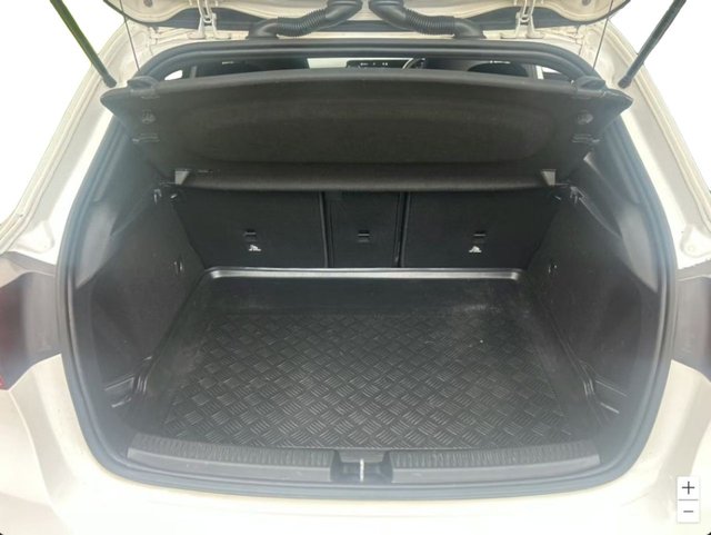 2018 MERCEDES-BENZ A-CLASS 2.0 A250 AMG Line Hatchback 5dr Petrol 7G-DCT Euro 6 (s/s) (224 ps) - Photo 8