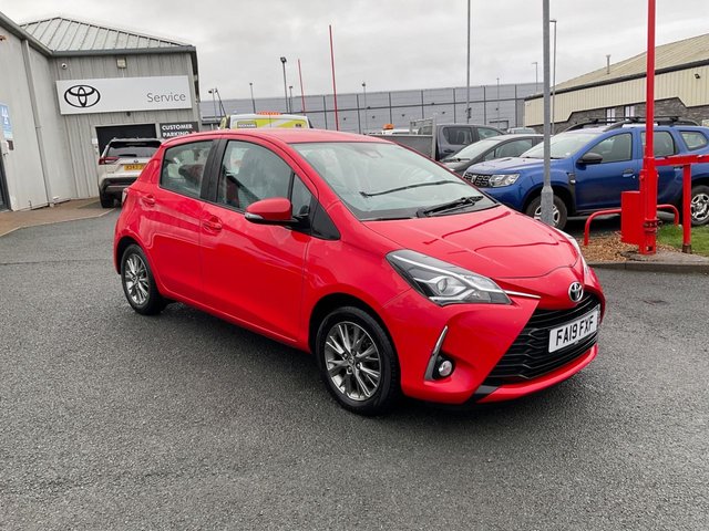2019 TOYOTA YARIS