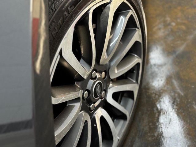 View our LAND ROVER RANGE ROVER