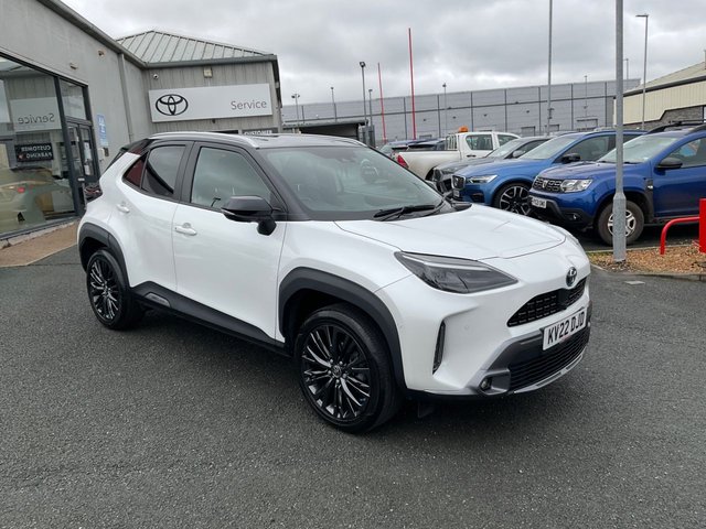 2022 TOYOTA YARIS CROSS